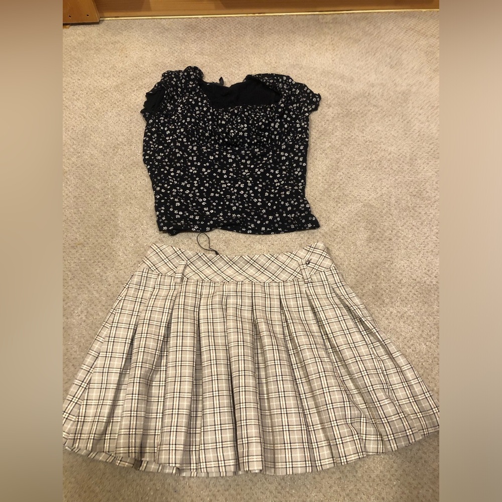 Zara Black and White Pleated Midi Skirt